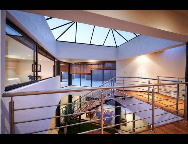 4 BEDROOM PROPERTY TO RENT IN SANDOWN